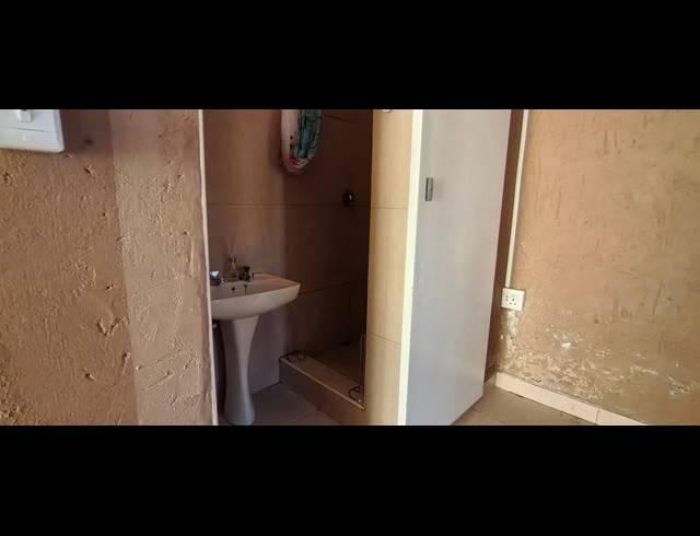 3 BEDROOM HOUSE FOR SALE IN DANA BAY